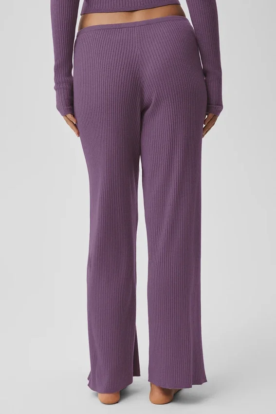 Pantalón de pierna ancha de talle medio con tejido de jersé — Plum Kiss