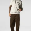 Pantalón de pierna recta con acabado de gamuza de la colección Edition - Espresso