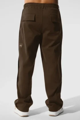 Pantalón de pierna recta con acabado de gamuza de la colección Edition – Espresso
