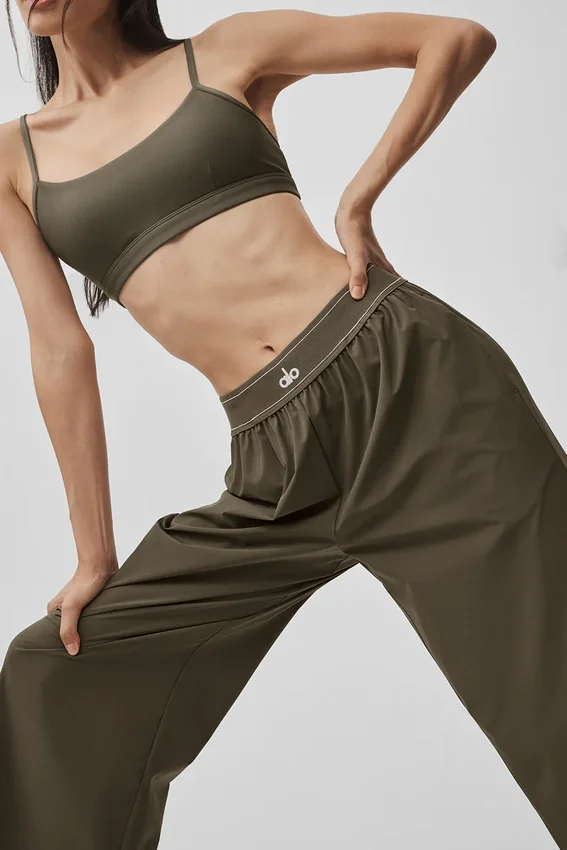Pantalón de traje (Regular) - Olive Tree