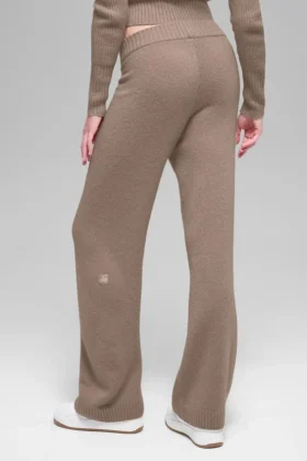 Pantalón High-Waist de lana y cachemira con corte ancho New Class – Chai Latte