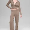 Pantalón High-Waist de lana y cachemira con corte ancho New Class - Chai Latte