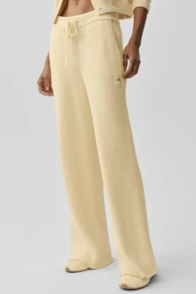 Pantalón High-Waist y pierna ancha Snuggle Up — Amarillo Candlelight