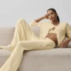 Pantalón High-Waist y pierna ancha Snuggle Up — Amarillo Candlelight