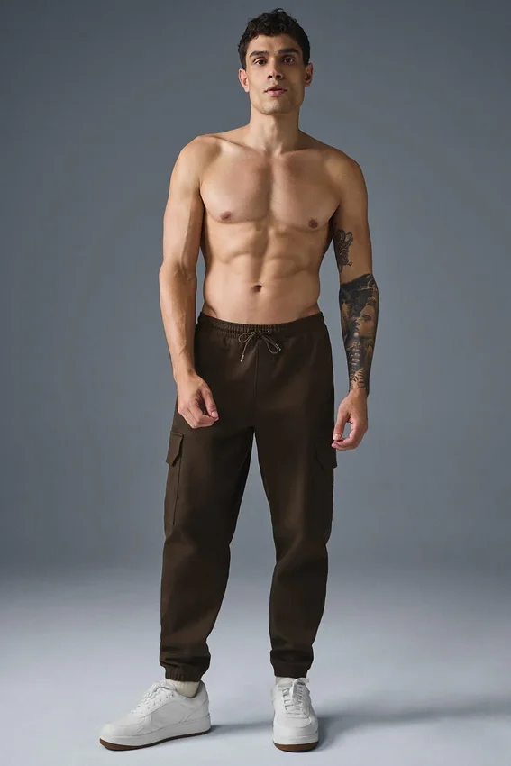 Pantalón jogger de edición en gamuza - Espresso