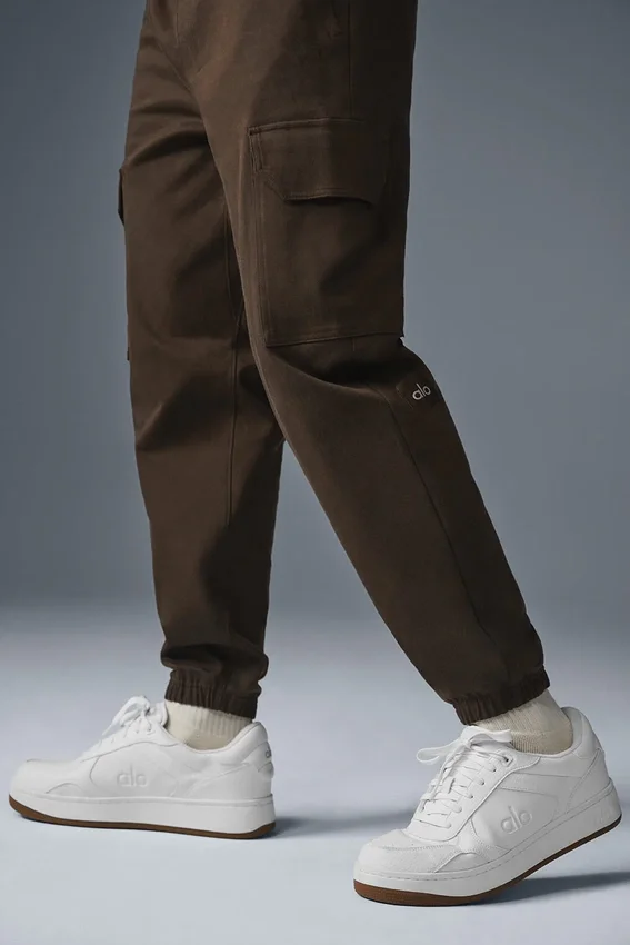 Pantalón jogger de edición en gamuza - Espresso