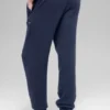 Pantalón jogger High-Waist New Class de lana y cachemira – Azul marino