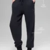 Pantalón jogger High-Waist New Class de lana y cachemira - Negro