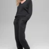 Pantalón jogger High-Waist New Class de lana y cachemira - Negro