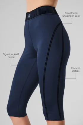Pantalones capri de cintura High-Waist de la colección Airlift – Azul marino