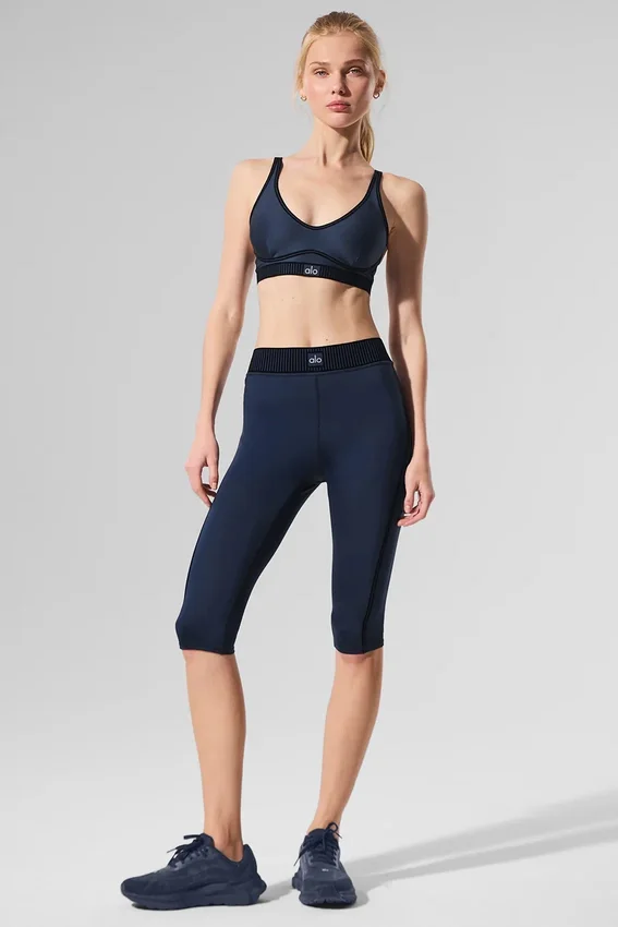 Pantalones capri de cintura High-Waist de la colección Airlift - Azul marino