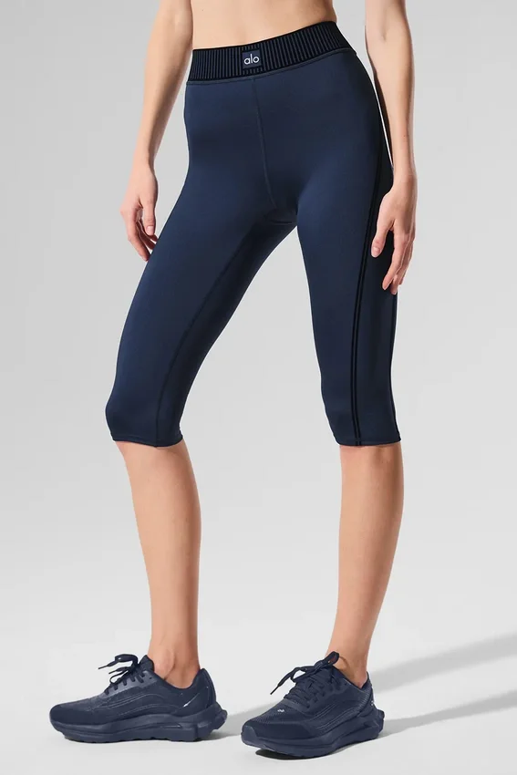 Pantalones capri de cintura High-Waist de la colección Airlift - Azul marino