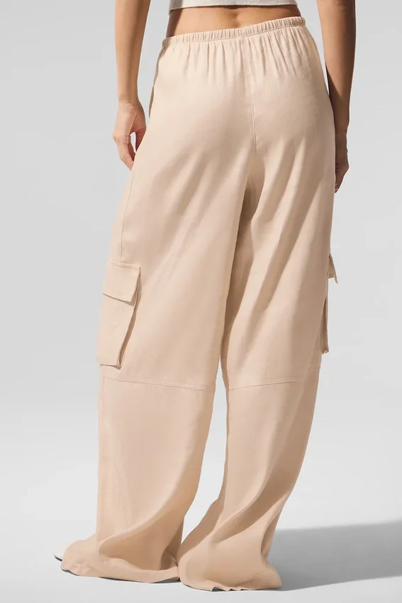 Pantalones cargo de pierna ancha Linen Getaway — Macadamia