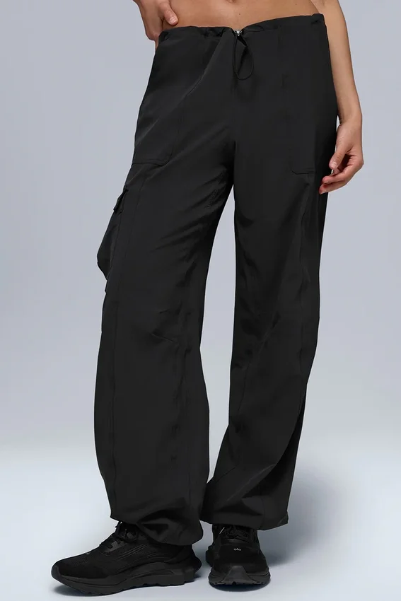 Pantalones cargo Megastar de talle bajo — Negro