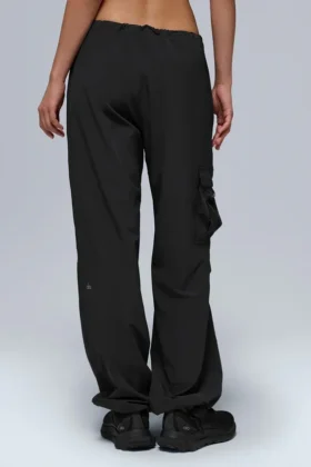 Pantalones cargo Megastar de talle bajo — Negro