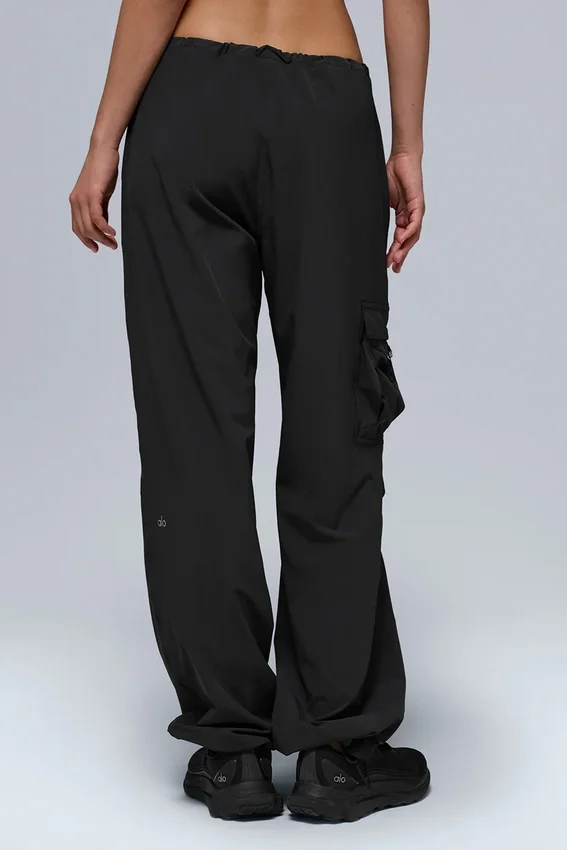 Pantalones cargo Megastar de talle bajo — Negro