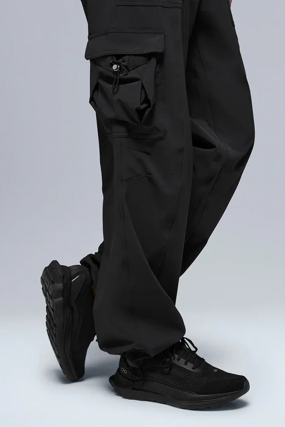 Pantalones cargo Megastar de talle bajo — Negro
