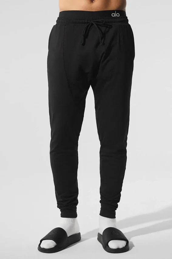 Pantalones Conquer Revitalize - Negro