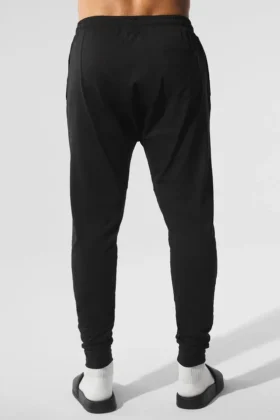 Pantalones Conquer Revitalize – Negro