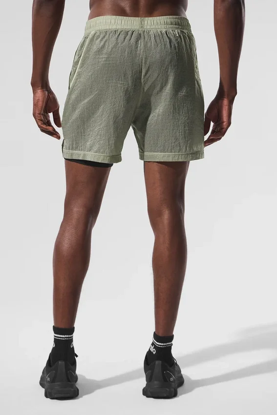 Pantalones cortos 2 en 1 «Game Time» de 5" con tejido ripstop – Limestone/Negro