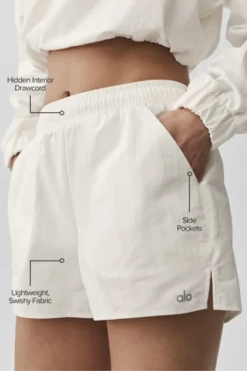 Pantalones cortos Alumni – Marfil