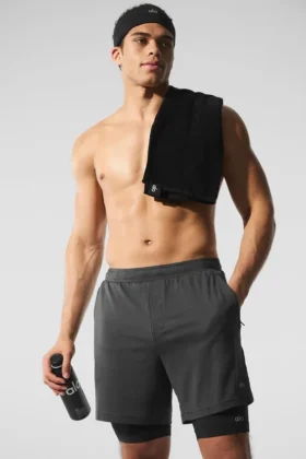 Pantalones cortos de alto rendimiento Conquer React 2 en 1 - Antracita/Negro