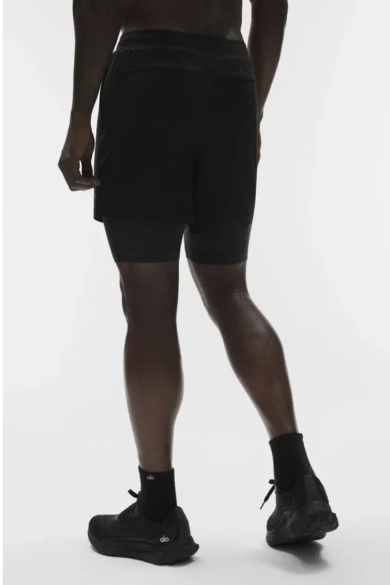 Pantalones cortos de alto rendimiento Conquer React 2 en 1 - Negro/Negro