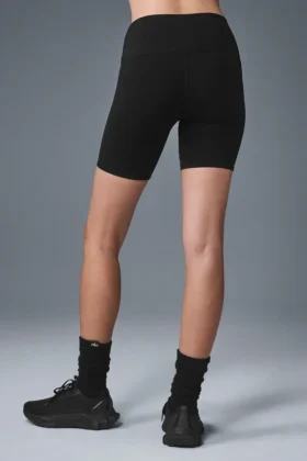 Pantalones cortos de ciclista High-Waist de 7″ – Negro