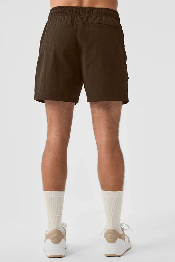 Pantalones cortos de excursión de nailon arrugado de 7" - Espresso