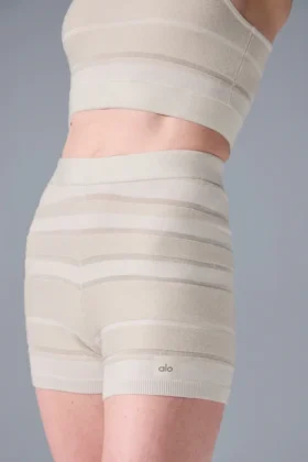 Pantalones cortos de punto High-Waist Sport Play – Marfil/Alabastro