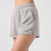 Pantalones cortos de sudadera discretos — Gris jaspeado deportivo