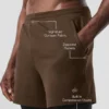 Pantalones cortos deportivos 2 en 1 Conquer React - Espresso/Negro