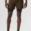 Pantalones cortos deportivos 2 en 1 Conquer React - Espresso/Negro