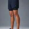 Pantalones cortos deportivos Conquer React 2 en 1 - Azul marino/Negro
