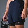 Pantalones cortos deportivos Conquer React 2 en 1 - Azul marino/Negro