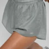 Pantalones cortos Game Time - Gris Lunar