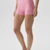 Pantalones cortos High-Waist Airlift con estampado de cuadros de 3" - Cuadros rosa paraíso