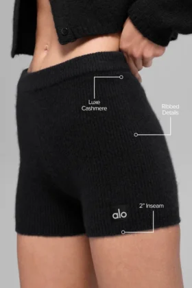 Pantalones cortos Noble de lana y cachemira acanalados – Negro