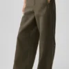 Pantalones Cosmopolitan de talle medio con botones a presión - Olive Tree