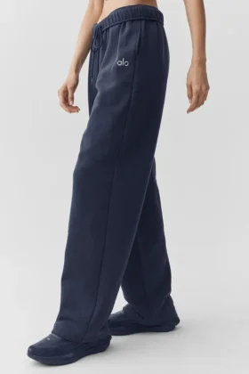 Pantalones de chándal Accolade de pierna recta – Azul marino