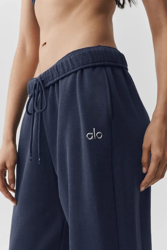 Pantalones de chándal Accolade de pierna recta - Azul marino