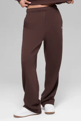 Pantalones de chándal Accolade de pierna recta - Brownstone