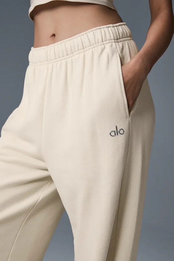 Pantalones de chándal Accolade de pierna recta - Leche de avena