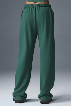 Pantalones de chándal de pierna recta Accolade – Winter Ivy