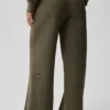 Pantalones de chándal Serenity de pierna ancha - Olive Tree
