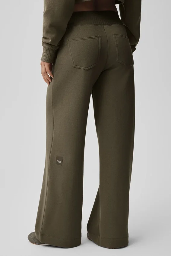 Pantalones de chándal Serenity de pierna ancha - Olive Tree