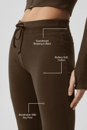 Pantalones de chándal Sway de corte acampanado – Espresso