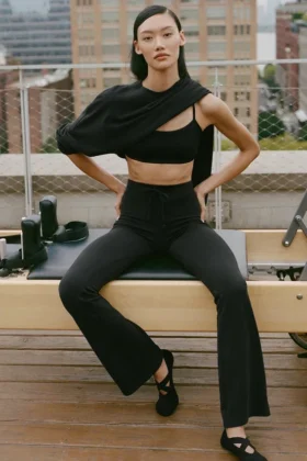 Pantalones de chándal Sway de corte acampanado - Negro