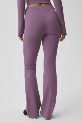 Pantalones de chándal Sway de corte acampanado – Plum Kiss