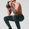 Pantalones deportivos Conquer React — Verde carbón